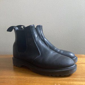 Doc Marten Chelsea Boots